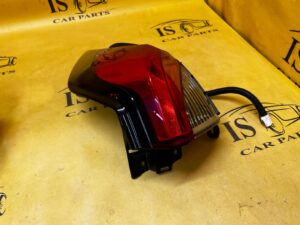 KOMPLET LAMPY LAMPA TYŁ TYLNE W BŁOTNIK LEWA PRAWA TOYOTA RAV4 V EU