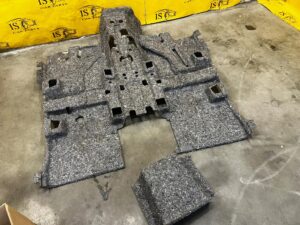 OSŁONA WYGŁUSZENIE WYCISZENIE DYWAN PODŁOGI TOYOTA RAV4 V EU