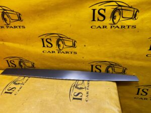 LISTWA OZDOBNA DEKOR DESKI KONSOLI PRAWA PRAWY AUDI A8 D5 EU