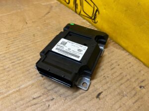 MODUŁ STEROWNIK ZAWIESZENIA PNEUMATYCZNEGO EFP AUDI A8 D5