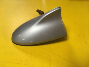 ANTENA DACHOWA REKIN GPS PŁETWA KY0 INFINITI Q30