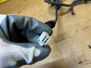 KOMPLET WIĄZKA PRZEWÓD ZACISKU HAMULCOWEGO TYŁ LEWY PRAWY TOYOTA RAV4 V