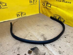 USZCZELKA MASKI POKRYWY SILNIKA AUDI A8 D5