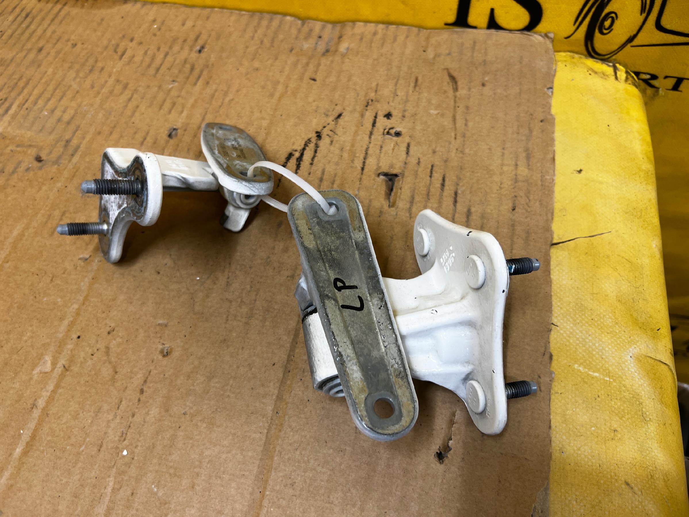 KOMPLET ZAWIASY DRZWI PRZÓD LEWY MERCEDES GL X166 149