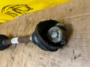 PÓŁOŚ PRZÓD PRZEDNIA PRAWY PRAWA FORD ESCAPE MK4 1.5 ECOBOOST