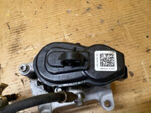 NOWY ZACISK HAMULCOWY ELEKTRYCZNY TYŁ PRAWY AUDI A8 D5