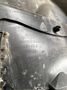 NADKOLE KOMPLETNE PRAWY PRZÓD MERCEDES GL X166