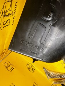 KRATKA WENTYLACYJNA DEKOMPRESYJNA TYŁ PRAWY PRAWA AUDI A8 D5