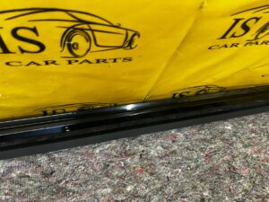 NOWA OSŁONA LISTWA PROGU PROGOWA PRÓG PRAWY PRAWA AUDI A8 D5 LONG LY9T