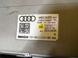 NOWY MONITOR EKRAN WYŚWIETLACZ DISPLAY LCD RADIA NAWIGACJI 10,1″ AUDI A8 D5