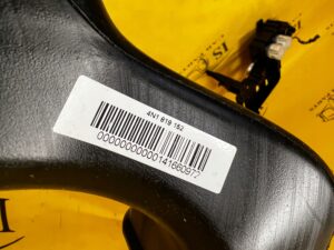 KANAŁ TUNEL NAWIEW POWIETRZA NA NOGI PRZÓD PRAWY AUDI A8 D5