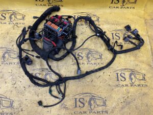 SKRZYNKA BEZPIECZNIKÓW WIĄZKA PRZÓD IVECO DAILY VI 2.3 LIFT