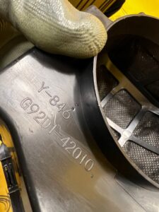 KANAŁ PRZEWÓD WLOT DOLOT POWIETRZA BATERII TOYOTA RAV4 V 2.5 HYBRID