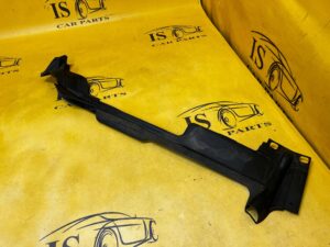 OSŁONA LISTWA NAKŁADKA BŁOTNIKA PODSZYBIA PRZÓD LEWY LEWA AUDI A8 D5