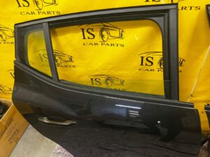 DRZWI PRAWA STRONA PRAWY PRZÓD TYŁ DACIA SANDERO III NV676 676 2022R