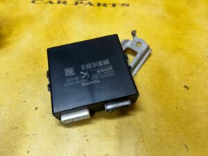 MODUŁ STEROWNIK HAMULCA RĘCZNEGO TOYOTA RAV4 V