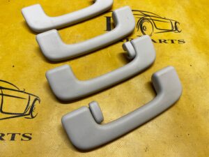 KOMPLET RĄCZKI RĄCZKA UCHWYTY PODSUFITKI FORD KUGA MK3