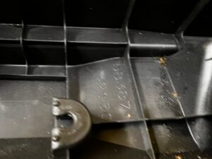 LISTWA OSŁONA PROGU BAGAŻNIKA PASA TYŁ TYLNEGO TOYOTA RAV4 V