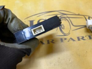 MODUŁ STEROWNIK IMMOBILIZERA TOYOTA RAV4 V