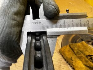 KOMPLET NOWE TARCZE KLOCKI HAMULCOWE TYŁ TYLNE 330 MM AUDI A8 D5