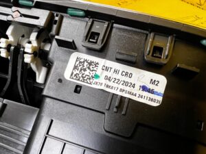 KRATKA NAWIEWU ŚRODKOWA DESKI KONSOLI FORD KUGA MK3 LIFT EU