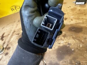 LUSTERKO WSTECZNE WEWNETRZNE TOYOTA RAV4 V