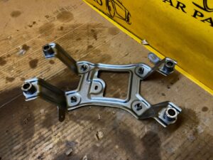 WSPORNIK MOCOWANIE TUNELU ŚRODKOWEGO TOYOTA RAV4 V