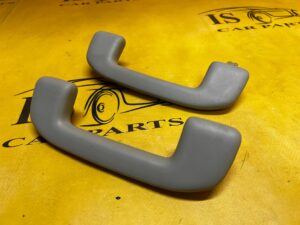 KOMPLET RĄCZKI RĄCZKA UCHWYTY PODSUFITKI TOYOTA RAV4 V