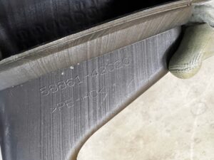 KANAŁ PRZEWÓD WLOT DOLOT POWIETRZA DESKI KONSOLI TOYOTA RAV4 V