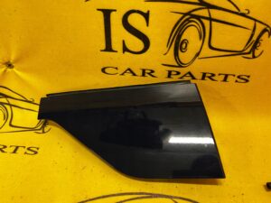 OSŁONA ZAWIASU KLAPY BAGAŻNIKA PRAWA FORD KUGA MK3 KOLOR GRANATOWY