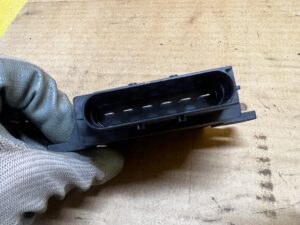 MODUŁ STEROWNIK POMPY PALIWA AUDI A8 D5