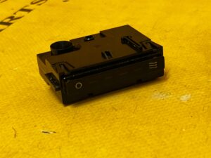 PANEL PRZEŁĄCZNIK NAWIEWU DOTYKOWY AUDI A8 D5