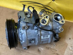 POMPA KOMPRESOR KLIMATYZACJI AUDI A8 D5 A7 3.0 TDI
