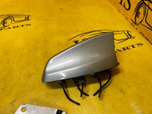 PŁETWA REKIN ANTENA DACHOWA RANGE ROVER VELAR L560 GJ32-19C089-DA