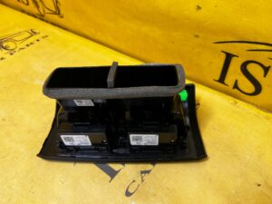 KRATKA KRATKI NAWIEWU POWIETRZA DLA PASAŻERÓW TYŁ PIANO BLACK AUDI A8 D5