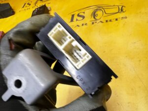 MODUŁ STEROWNIK WYCIERACZEK TOYOTA RAV4 V