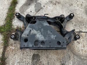 WÓZEK BELKA SANKI KOŁYSKA TYŁ TOYOTA RAV4 V 2.5 HYBRID AWD 4X4