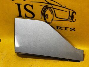 OSŁONA ZAWIASU KLAPY BAGAŻNIKA PRAWA FORD KUGA MK3 SOLAR SILVER SREBRNY