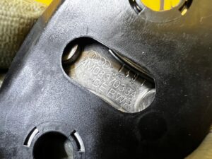 4 X RYGIEL ZATRZASK ZAMKA DRZWI AUDI A8 D5