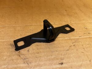 RYGIEL ZATRZASK ZAMKA KLAPY TYŁ BAGAŻNIKA AUDI A8 D5