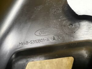 TAPICERKA BOCZEK BAGAŻNIKA TYŁ LEWY LEWA FORD KUGA MK3 LIFT