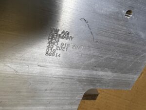 OBUDOWA BATERII AKUMULATORA AUDI A8 D5