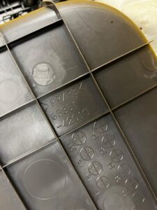 TAPICERKA BOCZEK BAGAŻNIKA TYŁ PRAWY PRAWA TOYOTA RAV4 V