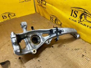 NOWA ZWROTNICA PIASTA PRZÓD PRAWY PRAWA AUDI A8 D5