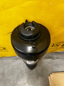 NOWY AMORTYZATOR PNEUMATYCZNY PRZÓD PRZEDNI LEWY AUDI A8 D5