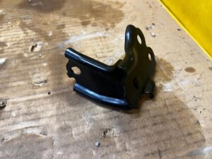 MOCOWANIE KANAPY FOTELI TYŁ PRAWY PRAWE TOYOTA RAV4 V