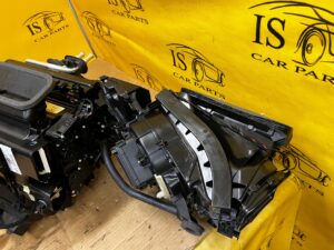 KOMPLETNA NAGRZEWNICA DMUCHAWA KLIMATYZACJI PRZÓD 4 STREFY AUDI A8 D5 EU