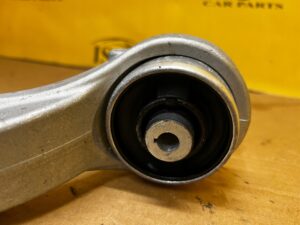 NOWY WAHACZ PRZÓD PRZEDNI LEWY AUDI A8 D5