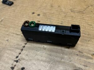 PODWÓJNE GNIAZDO USB C PORT ŁADOWARKA AUDI A8 D5