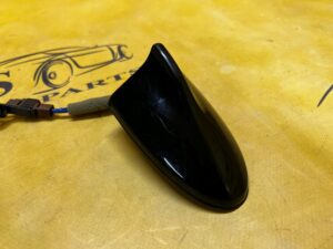 ANTENA DACHOWA REKIN GPS PŁETWA INFINITI Q30 KH3